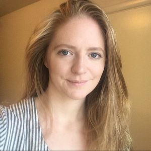Meet your Posher, Abby